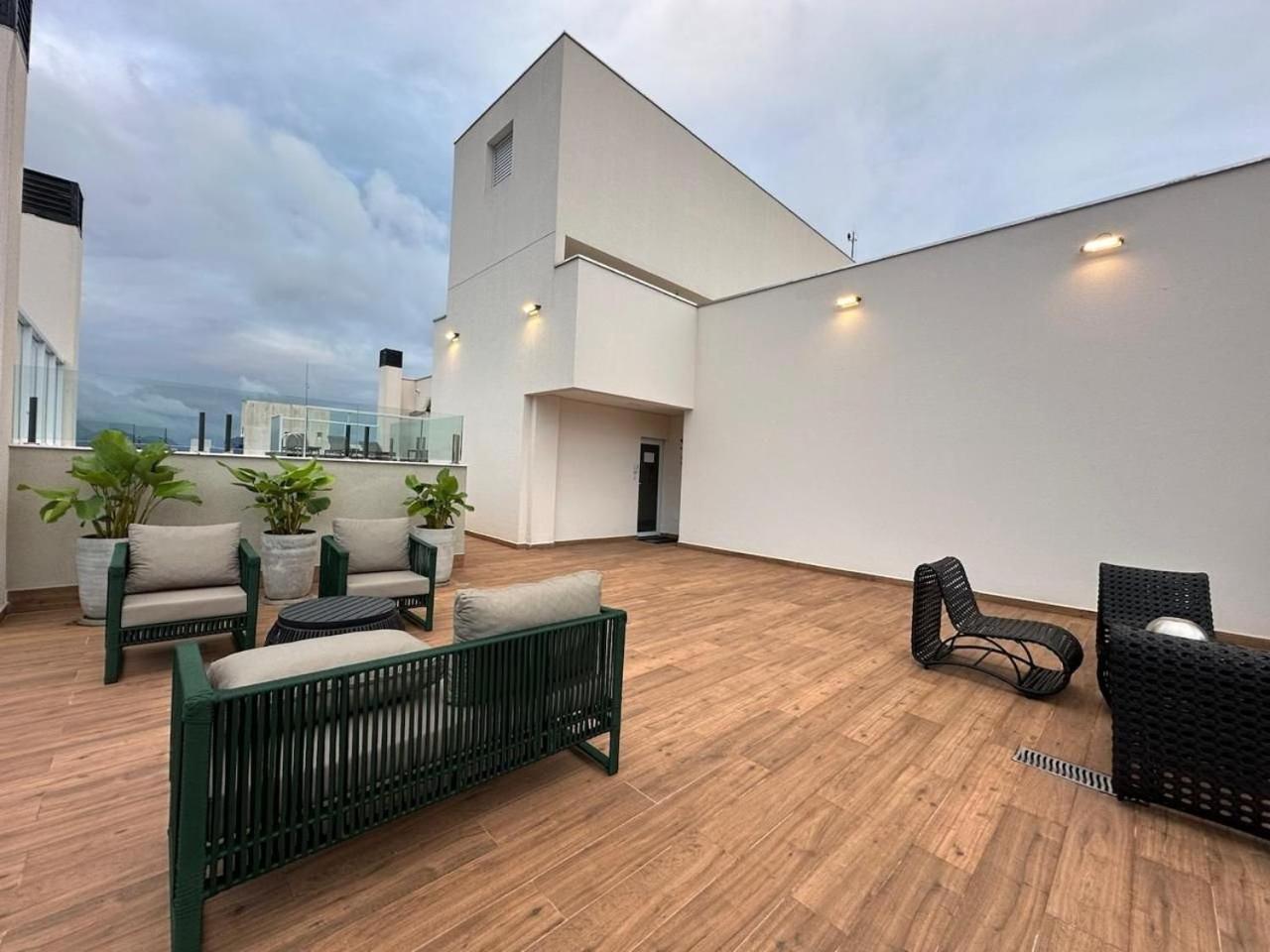 Apartamento Residencial Leblon - Lw Locacoes Ubatuba